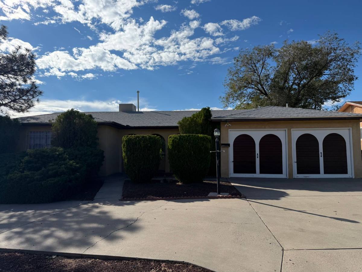 House for rent at 3801 Shenandoah Place NE, Albuquerque, NM 87111