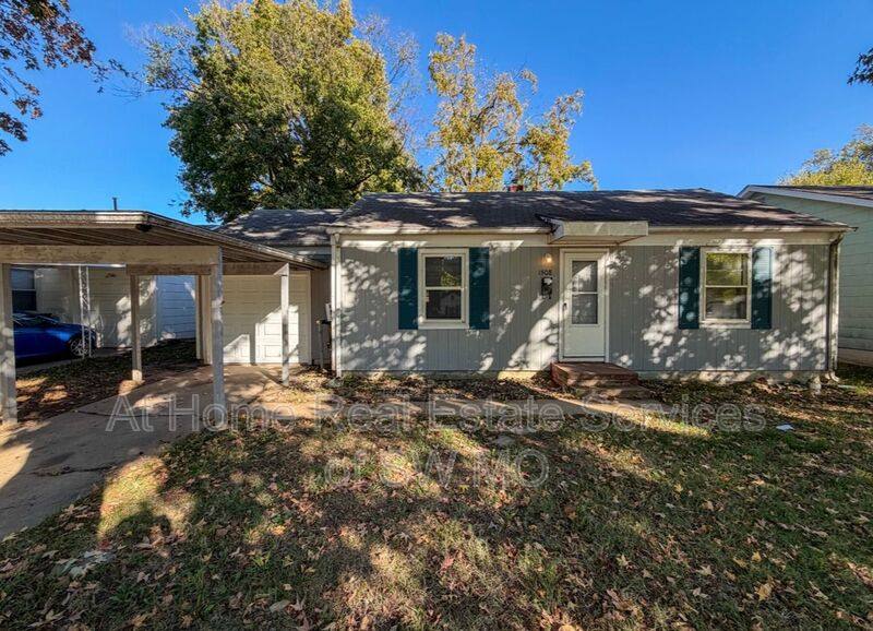 House for rent at 1508 S Pickwick Ave, Springfield, MO 65804