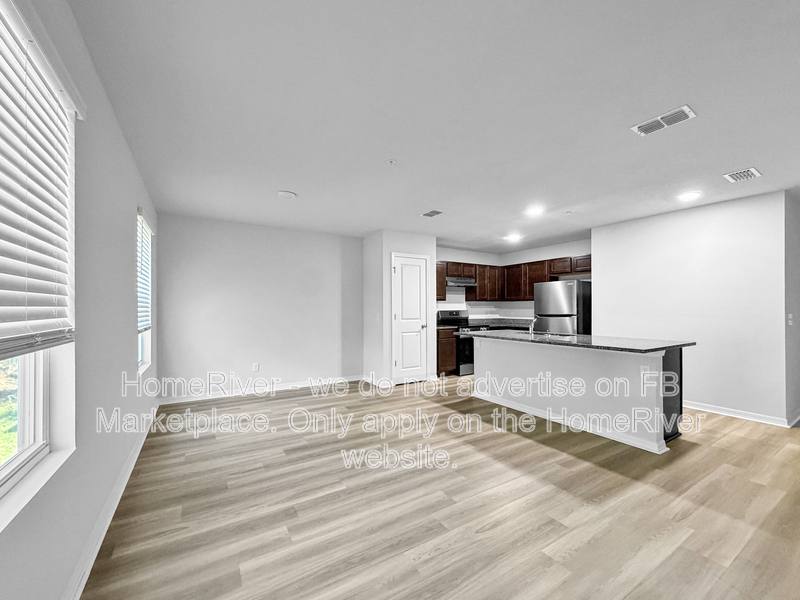 Apartment for rent at 6480 Sweetbay Lane #202, Jacksonville, FL 32244
