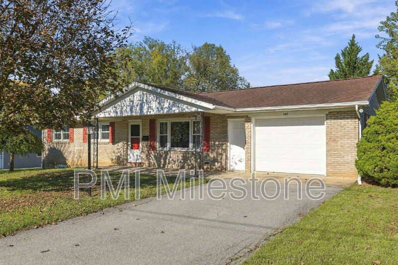 House for rent at 105 W Walter Ave, Greencastle, PA 17225