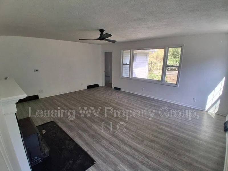 218 Baker Rd, Huntington, WV 25705 - House for Rent - Image 5