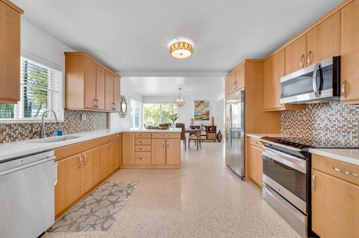 House for rent at 3321 NE 16th Court, Fort Lauderdale, FL 33305