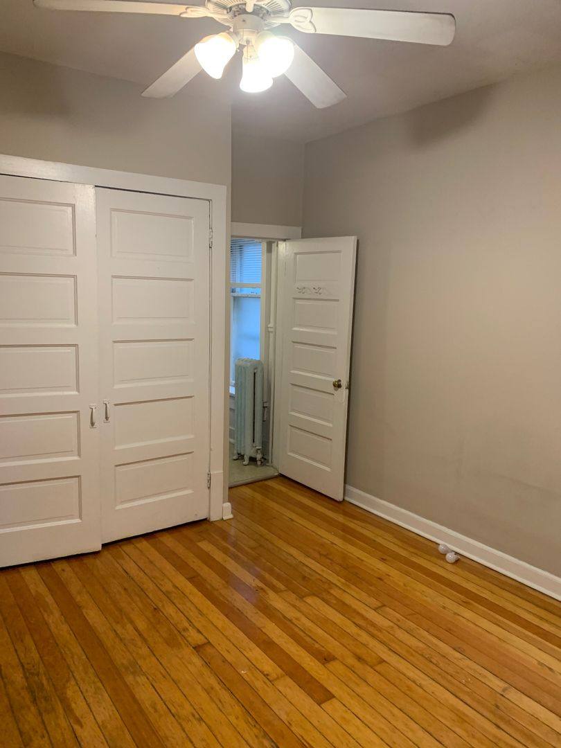 918 E Knapp St, Milwaukee, WI 53202 - Apartment for Rent - Image 9