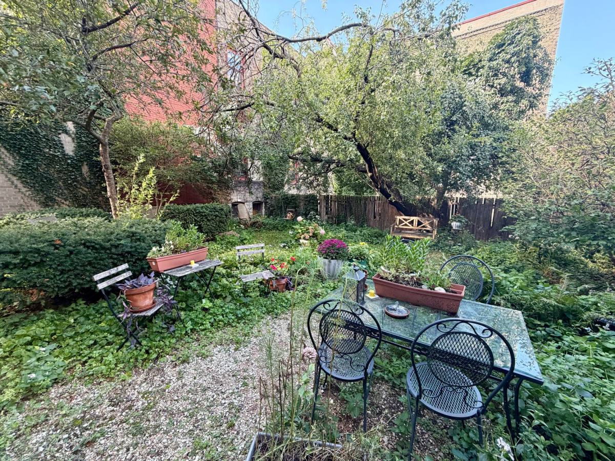 918 E Knapp St, Milwaukee, WI 53202 - Apartment for Rent - Image 4