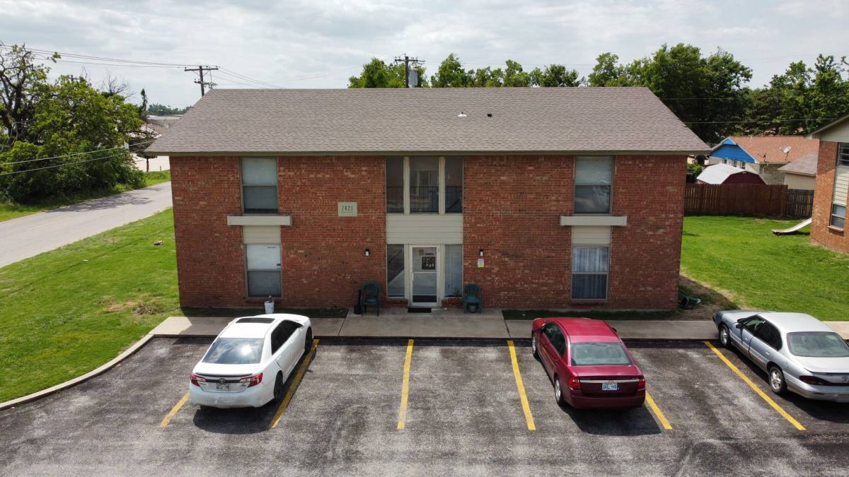 Apartment for rent at Melrose Oaks, 7413 Melrose Lane, Oklahoma City, OK 73127