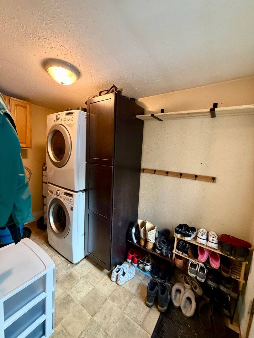 2760 King Arthur Way, Fairbanks, AK 99709 - House for Rent - Image 3