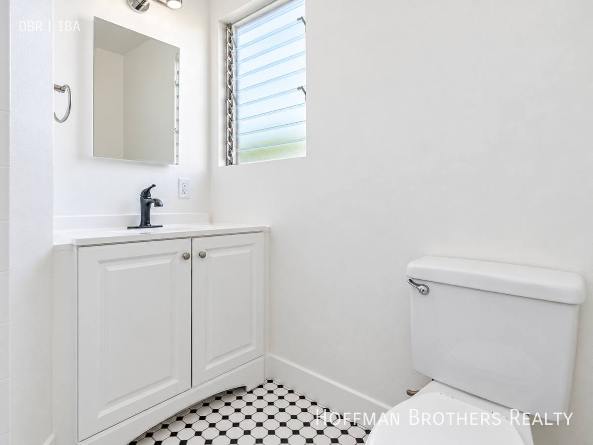 928 4th St #13, Santa Monica, CA 90403 - Apartment for Rent - Image 6