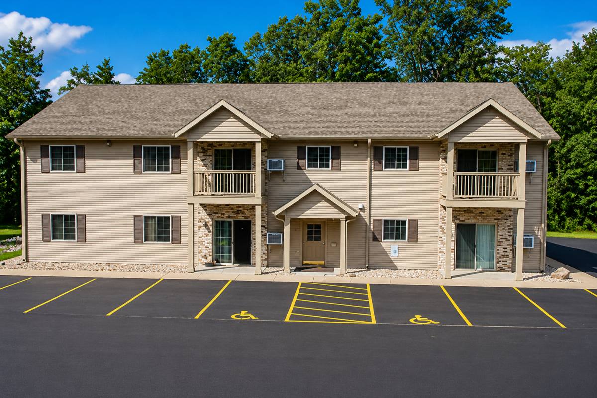 3616 Doolittle Drapt #7, Stevens Point, WI 54481 - Apartment for Rent - Image 3