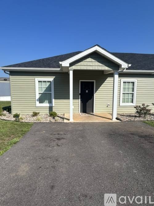 Apartment for rent at 3559 L N Turnpike #1, Horse Cave, KY 42749