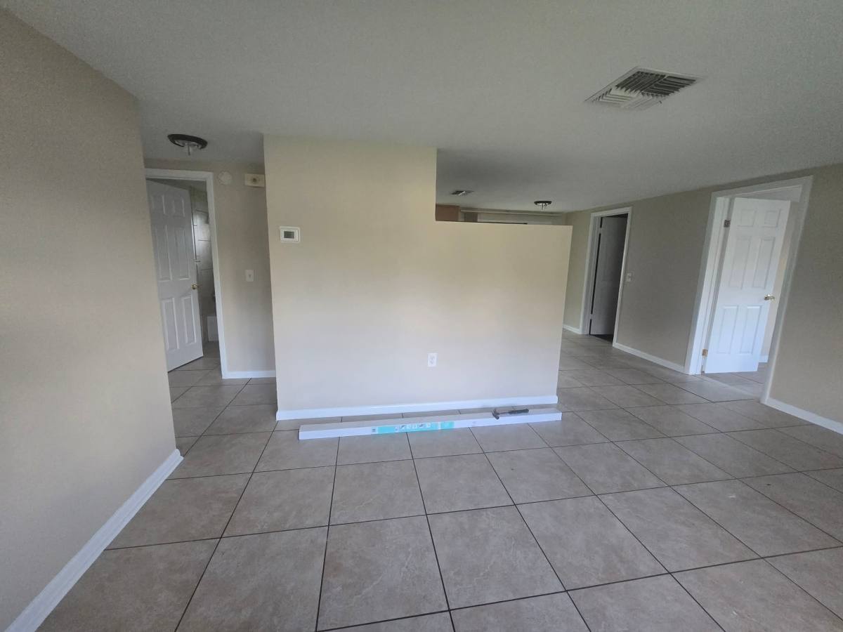 16 N Melbourne St, Beverly Hills, FL 34465 - House for Rent - Image 5