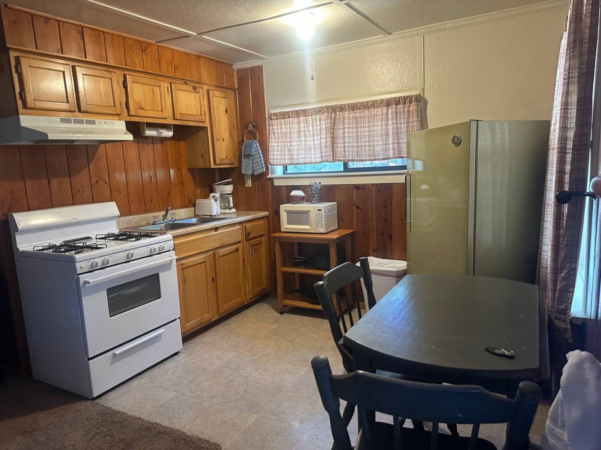 237 E White Mountain Blvd #23, Pinetop, AZ 85935 - House for Rent - Image 2