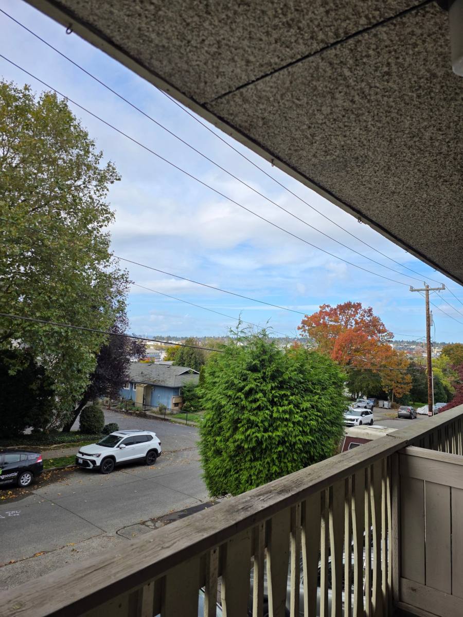 Apartment for rent at 3610 14th Ave W #1, Seattle, WA 98119