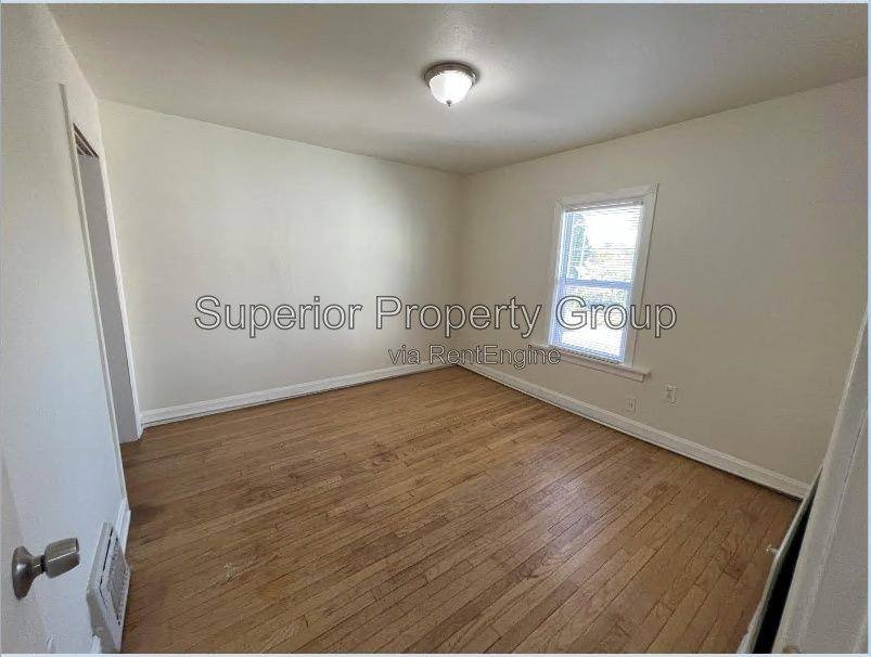 821 Broadway #2, Wisconsin Dells, WI 53965 - Apartment for Rent - Image 9