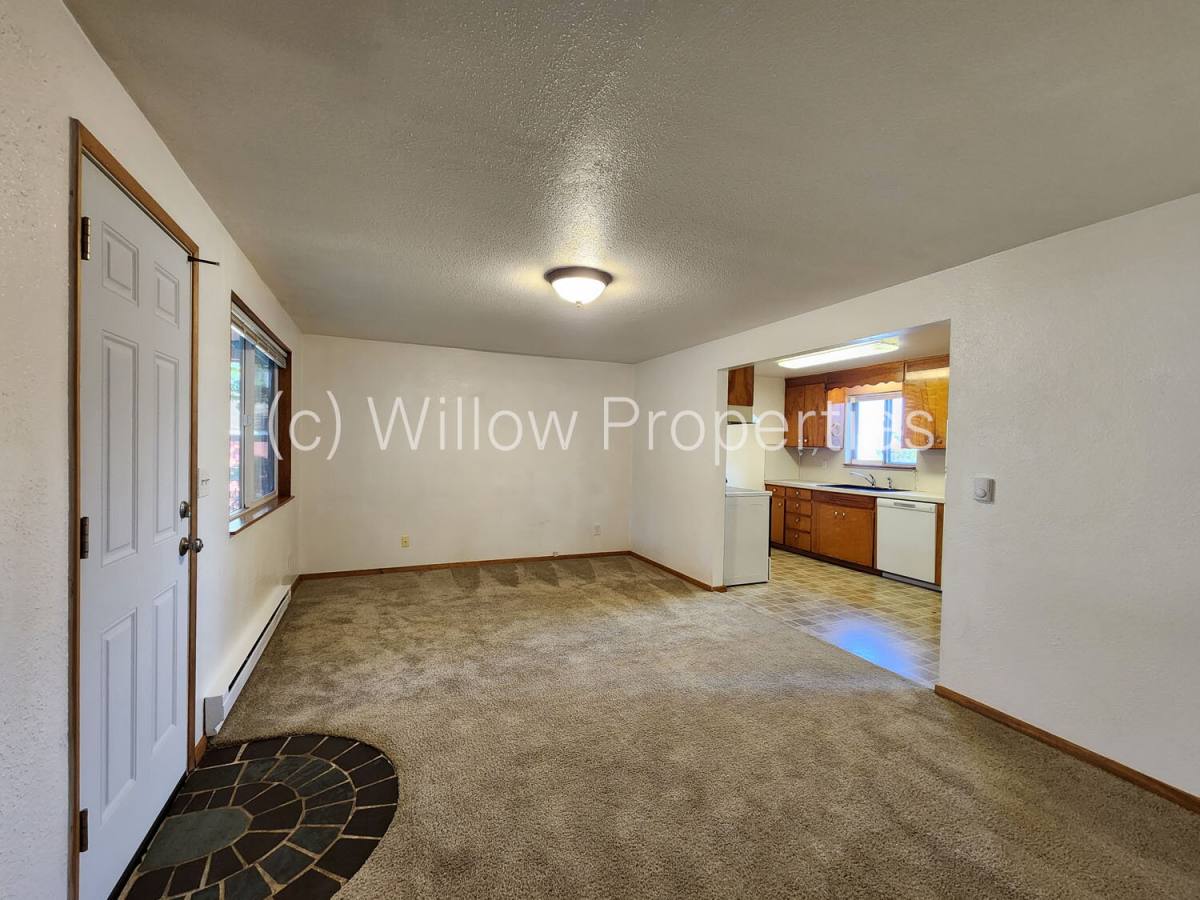 720 S 59th St, Tacoma, WA 98408 - House for Rent - Image 5