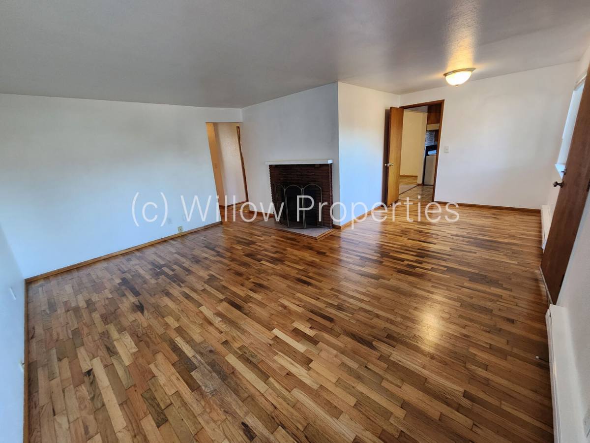 720 S 59th St, Tacoma, WA 98408 - House for Rent - Image 2