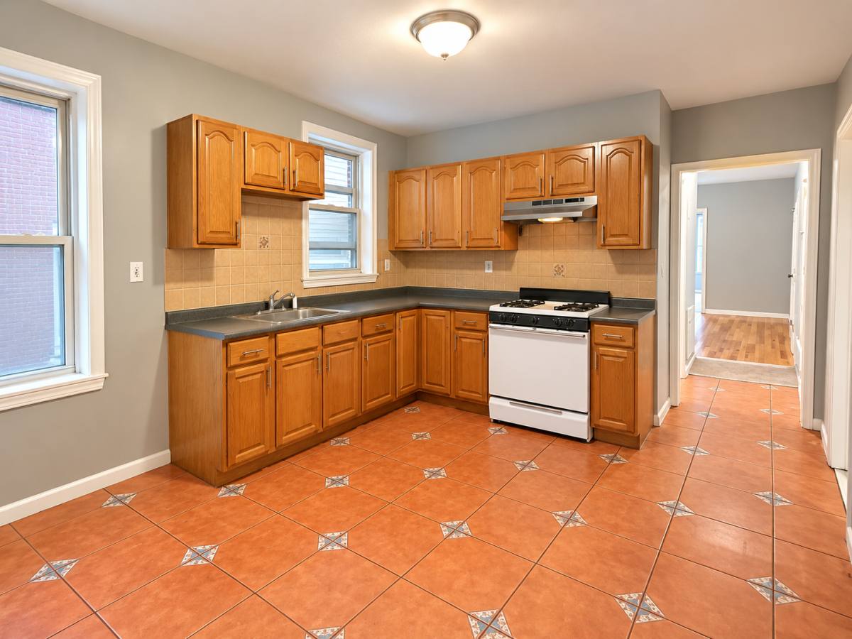 Apartment for rent at 114 Chadwick Ave #2C, Newark, NJ 07108