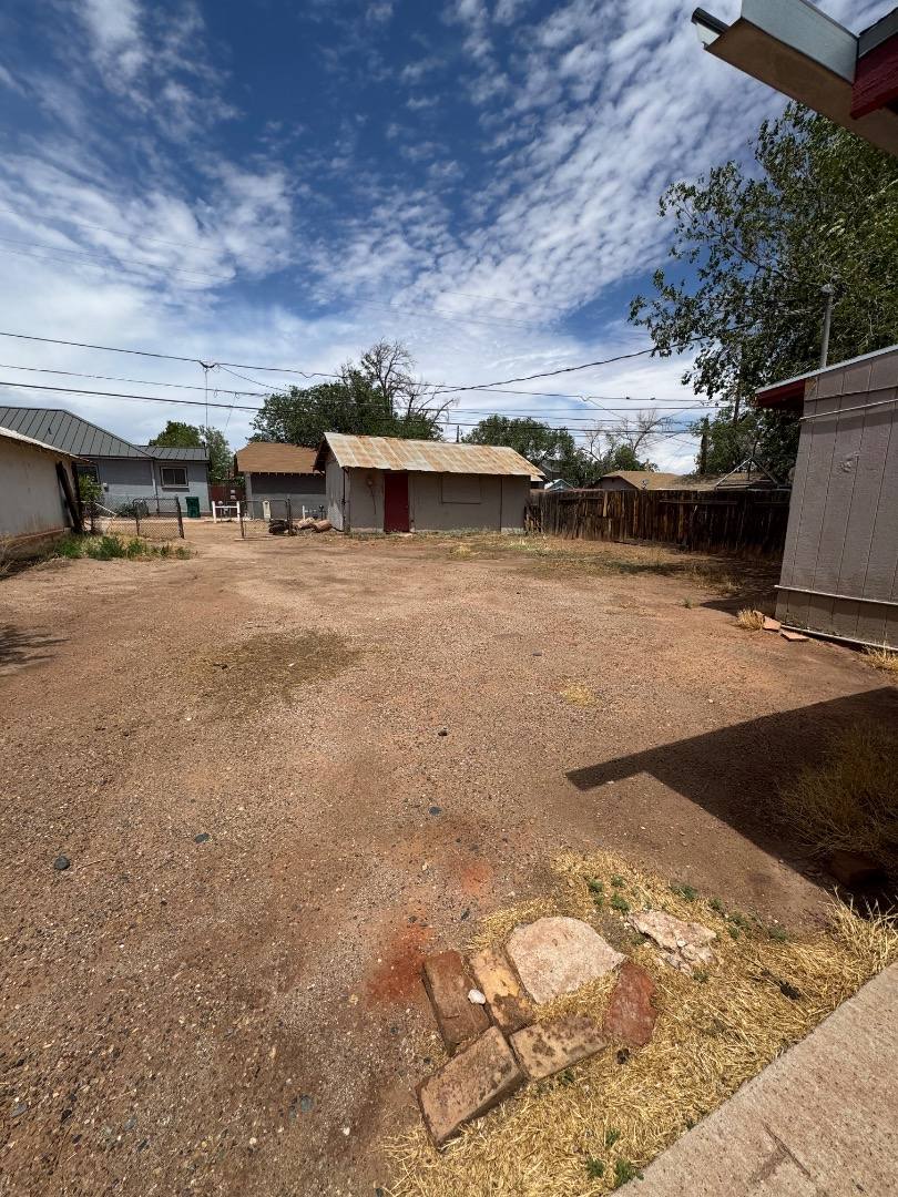 705 N Kinsley #1, Winslow, AZ 86047 - House for Rent - Image 12