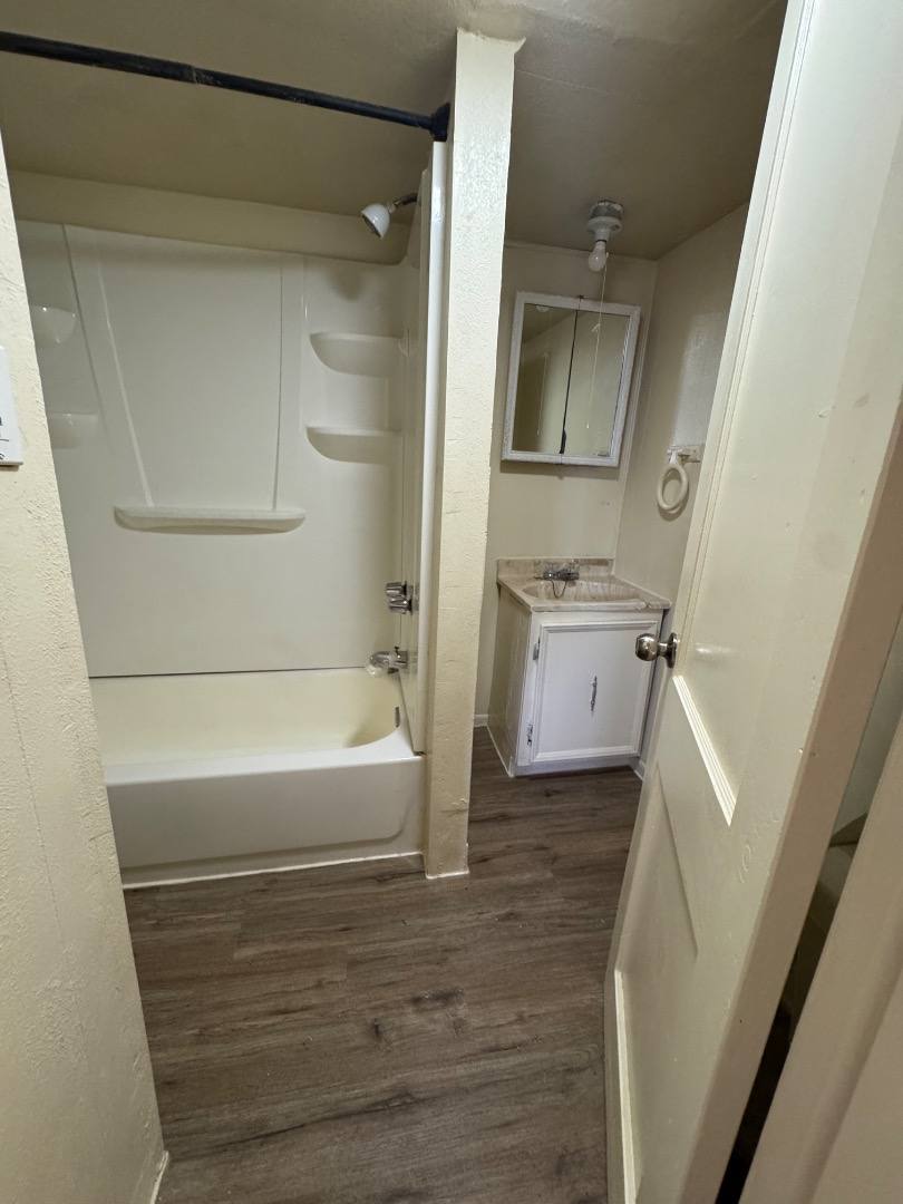 705 N Kinsley #1, Winslow, AZ 86047 - House for Rent - Image 9