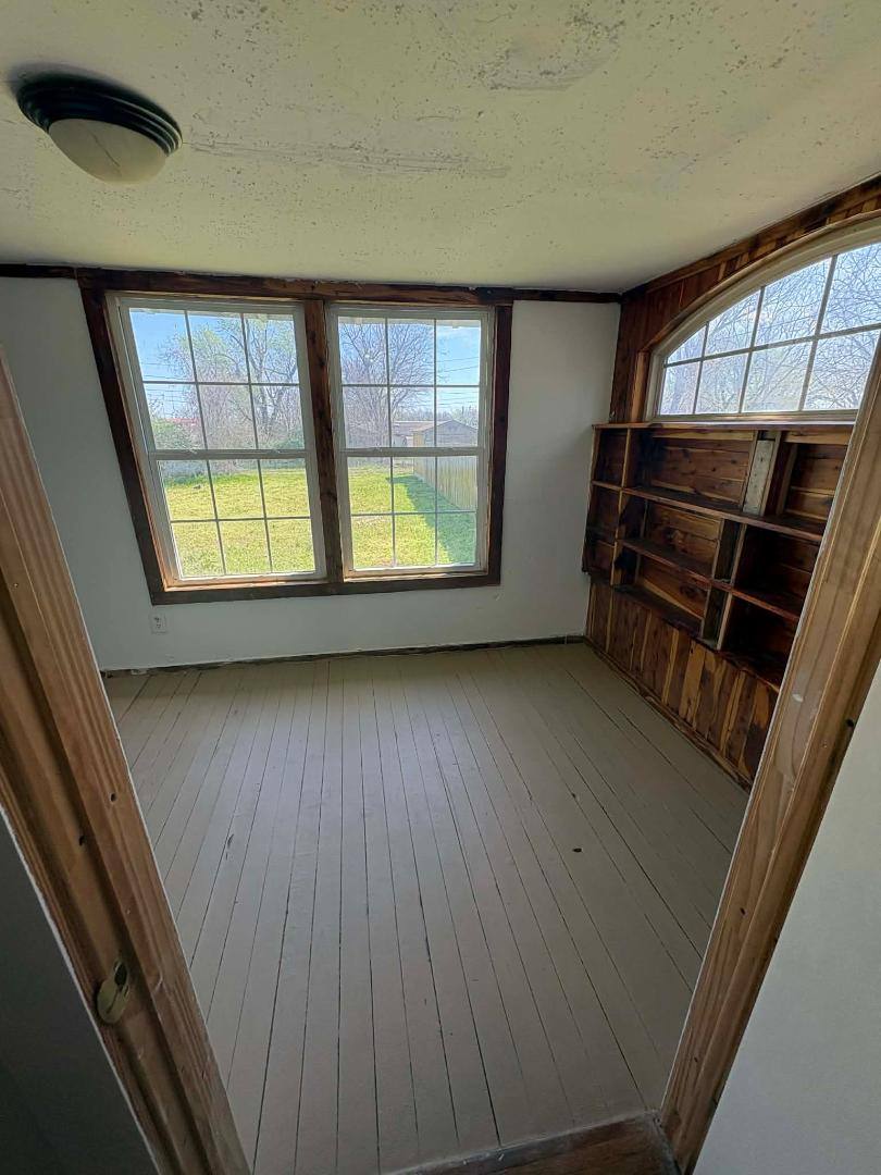 House for rent at 510 N Central Ave, Cushing, OK 74023