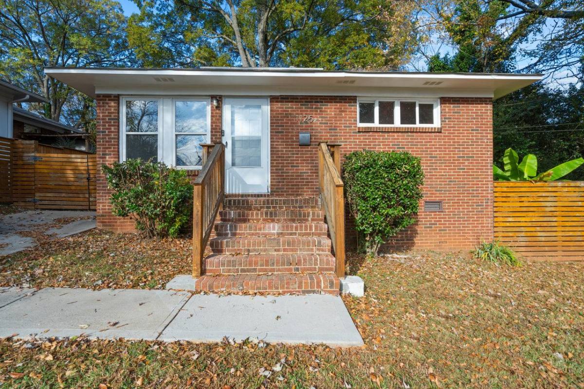 House for rent at 1125 Mulberry Ave, Charlotte, NC 28216