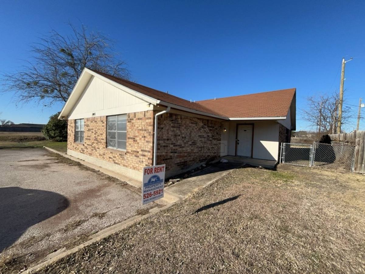1003 Eastside, Killeen, TX 76543 - Apartment for Rent - Image 1