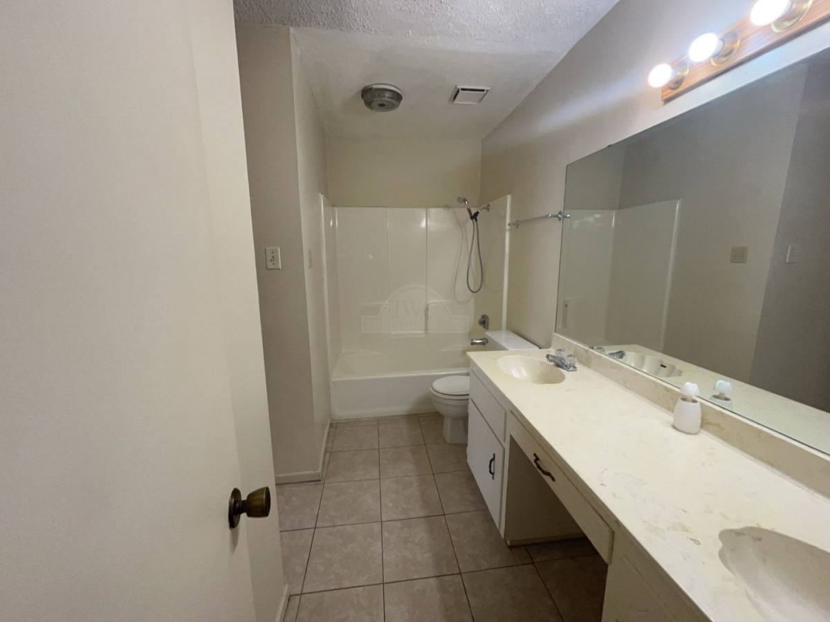 1003 Eastside, Killeen, TX 76543 - Apartment for Rent - Image 8