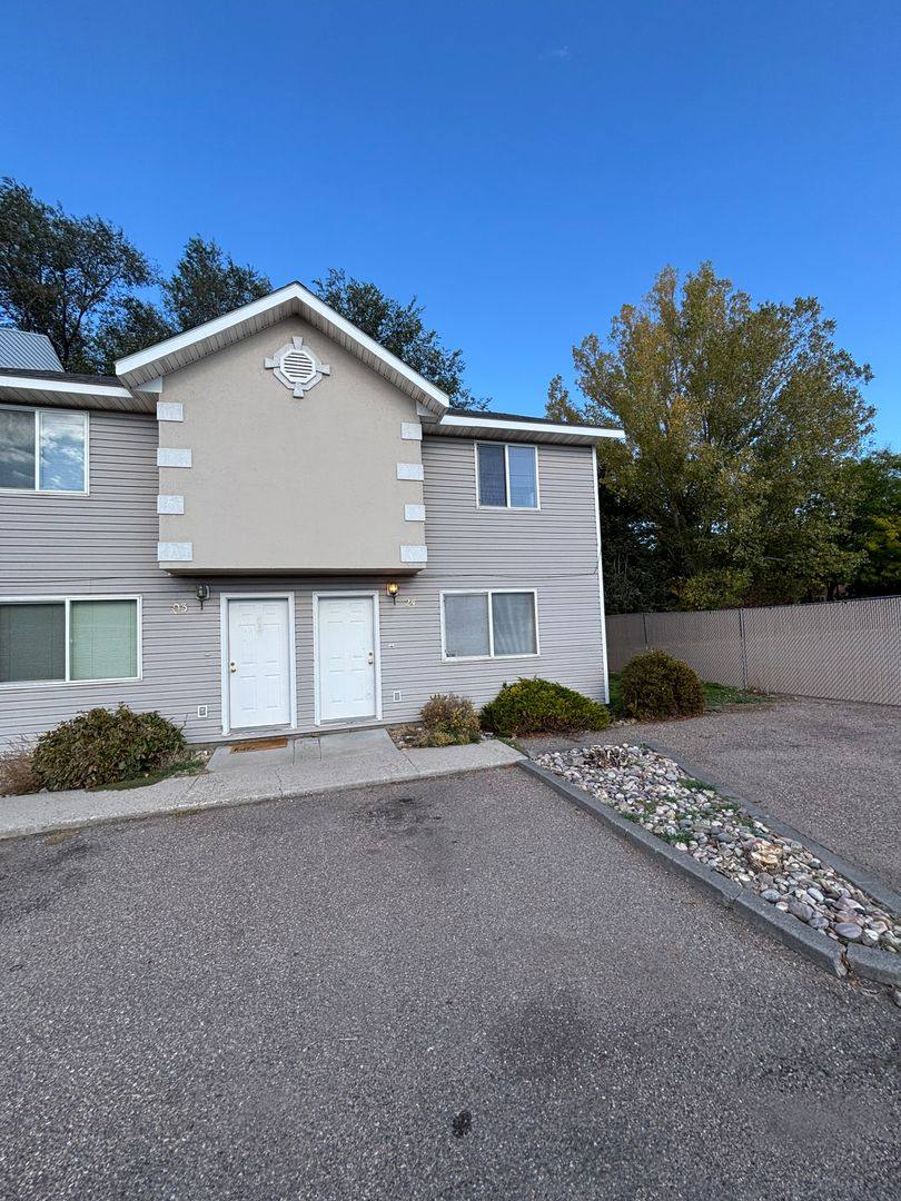 Townhouse for rent at 1860 S 2nd Units 21 #24, Pocatello, ID 83204