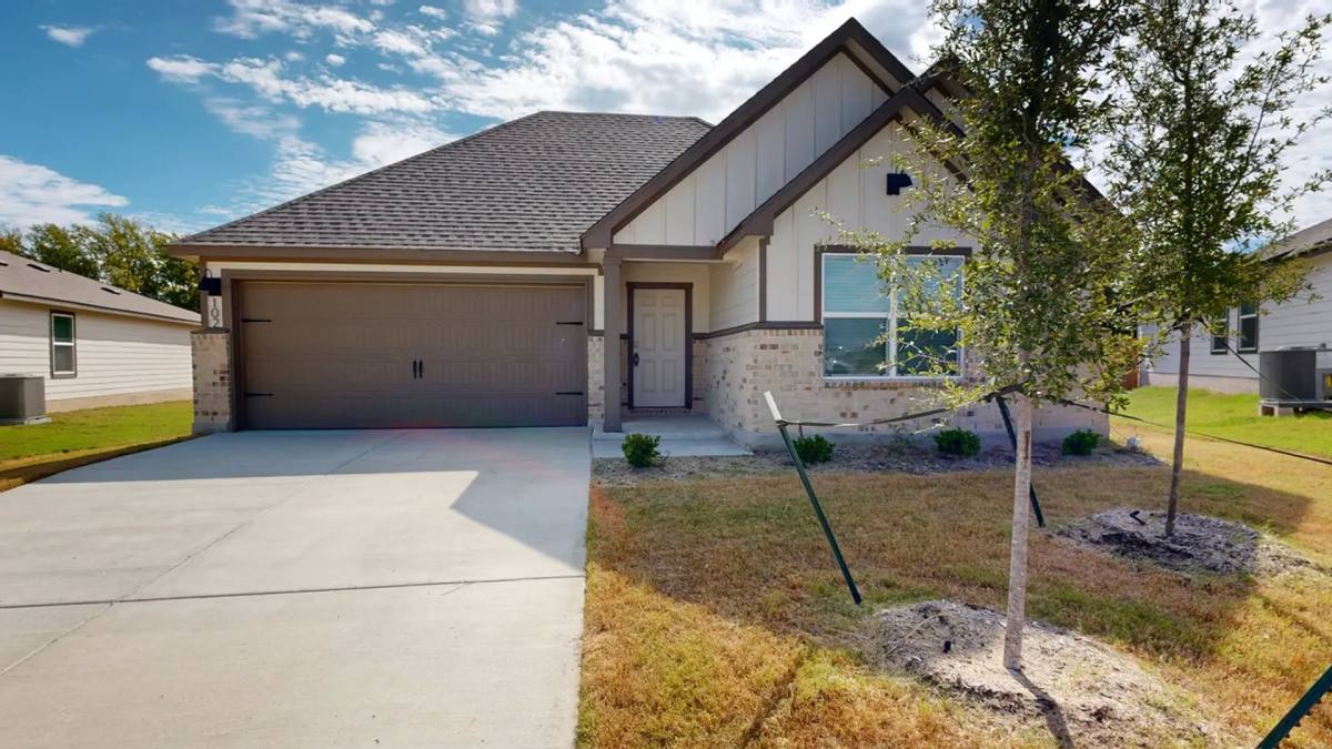 102 Hugh Dr, Killeen, TX 76542 - House for Rent