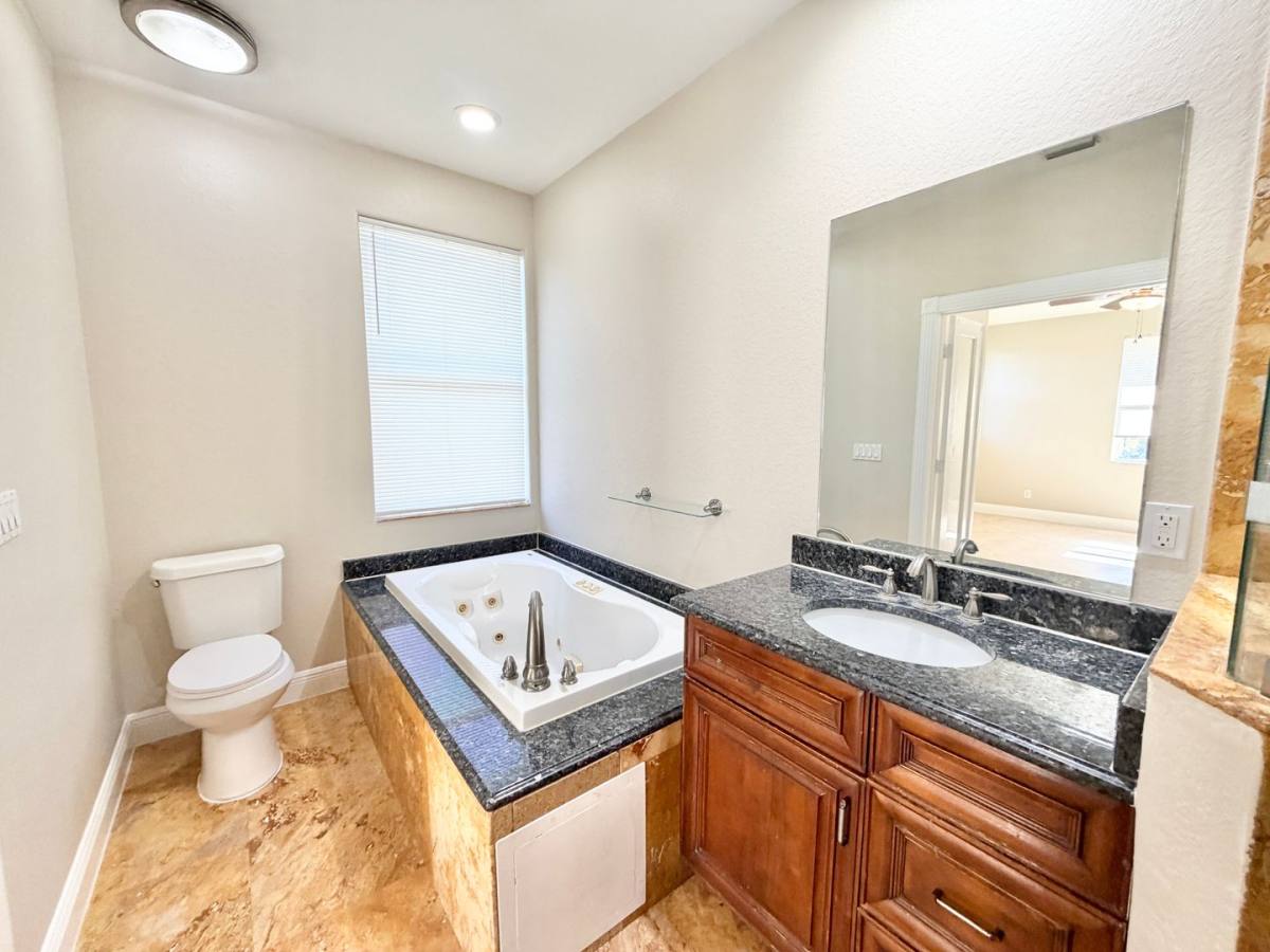 5220 28th Place SW, Naples, FL 34116 - Apartment for Rent - Image 10