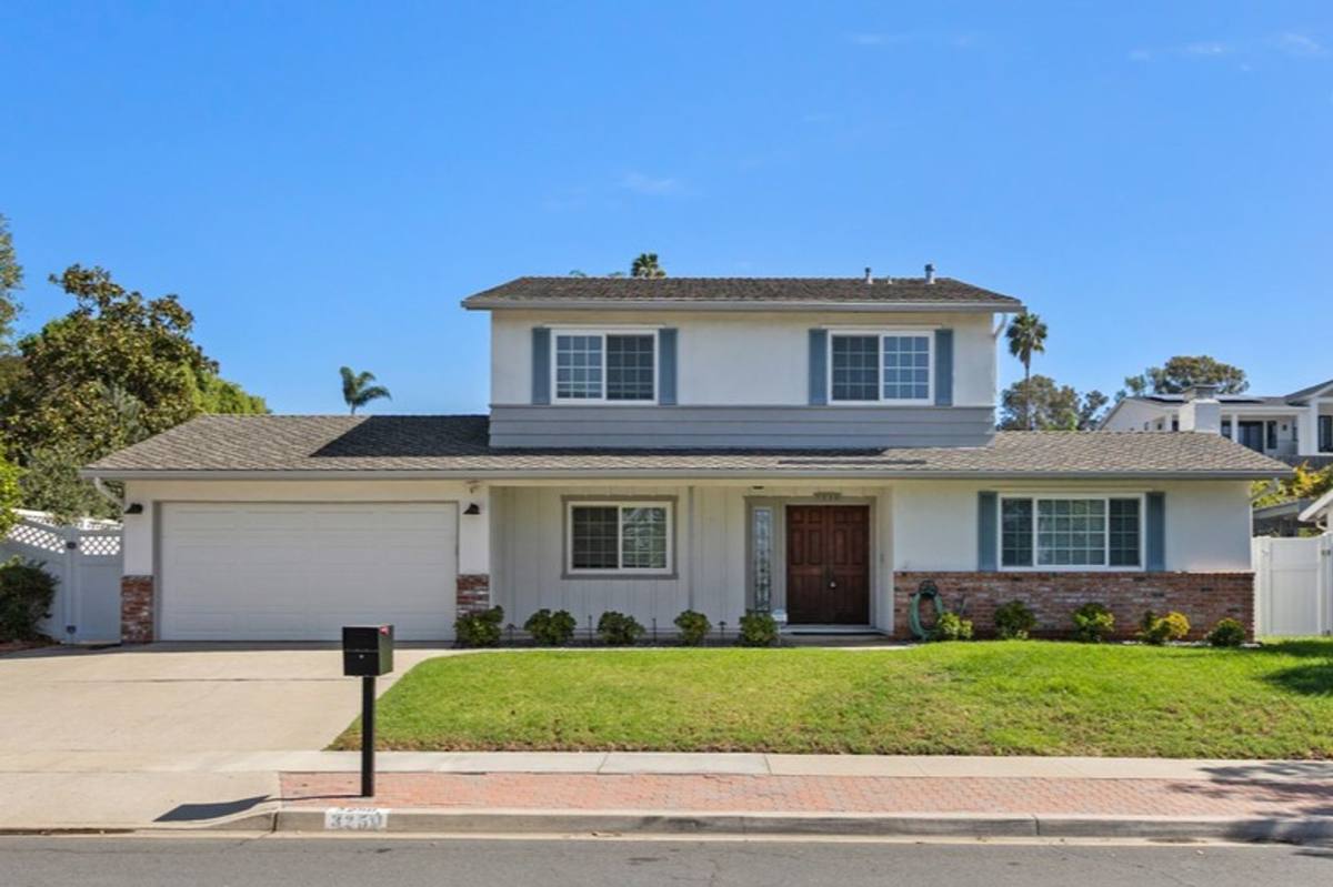 House for rent at 3250 Westwood Dr, Carlsbad, CA 92008
