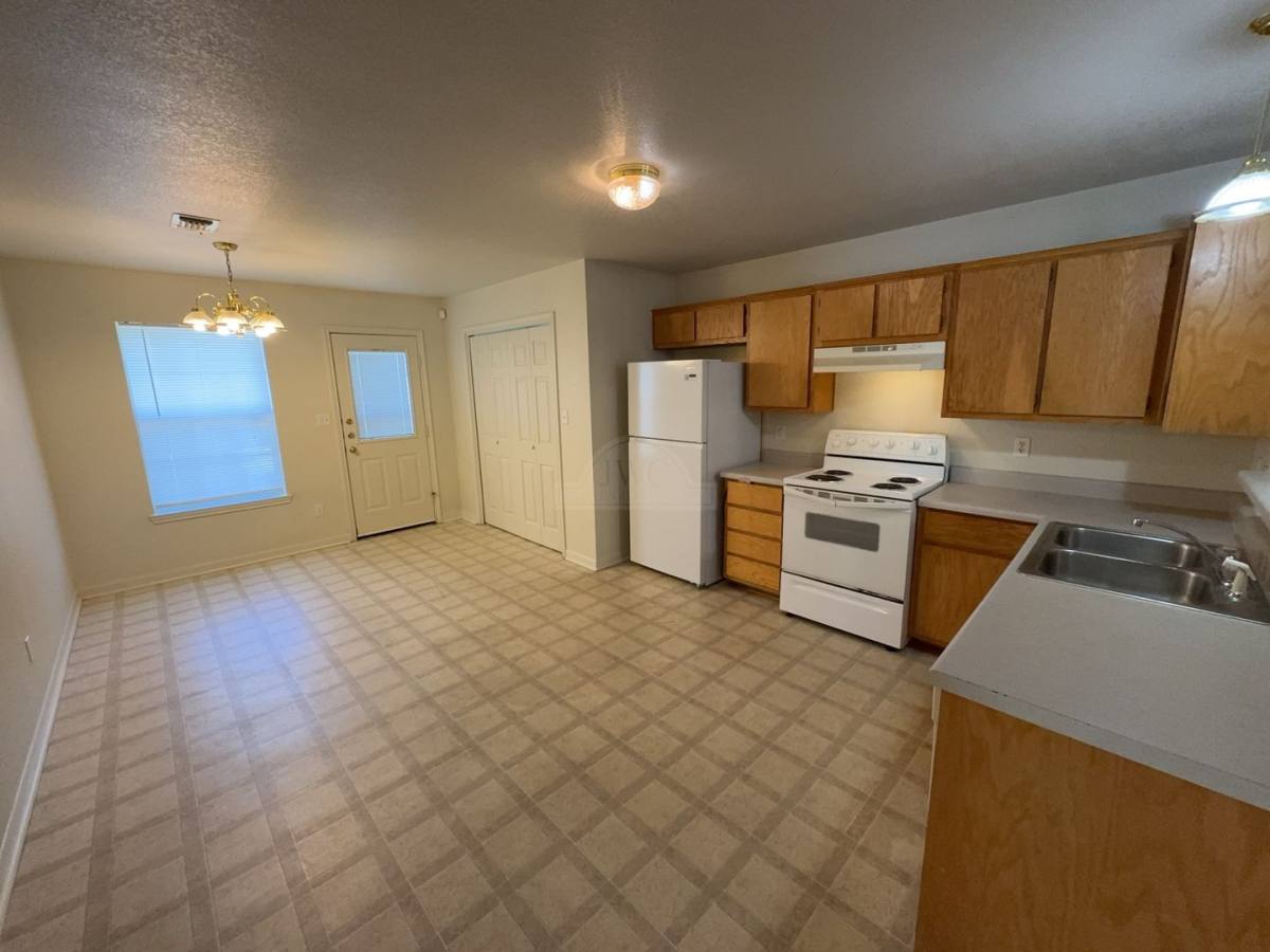 3807 Uvalde, Killeen, TX 76549 - Apartment for Rent - Image 5
