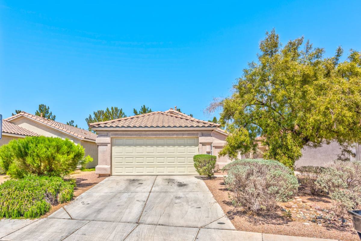 House for rent at 2146 Sunset Vista Ave, Henderson, NV 89052
