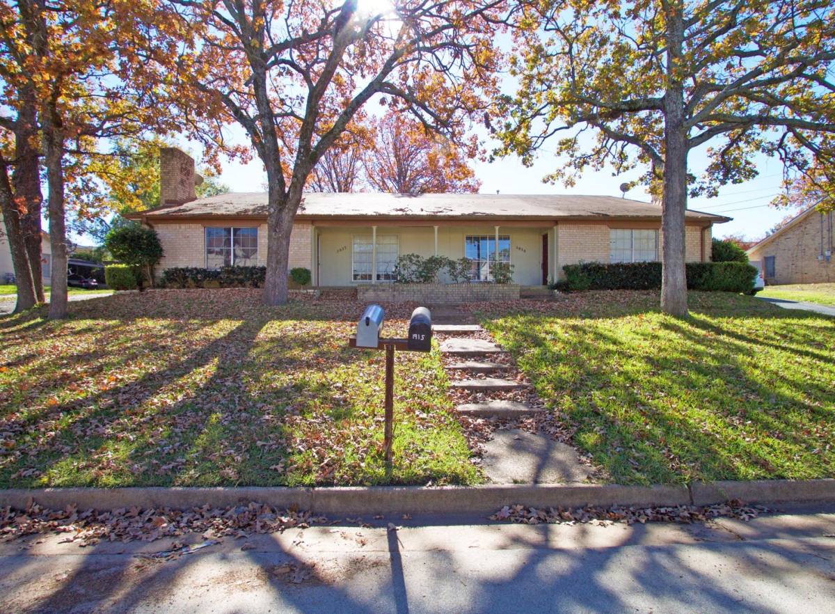 1917 Easy St, Tyler, TX 75703 - House for Rent - Image 1
