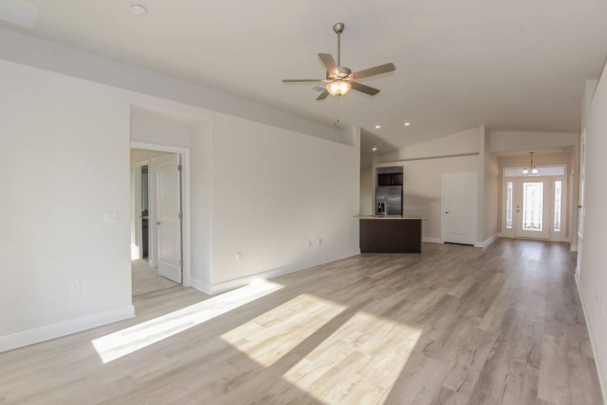 3864 Redbud Way, Panama City, FL 32404 - House for Rent - Image 2