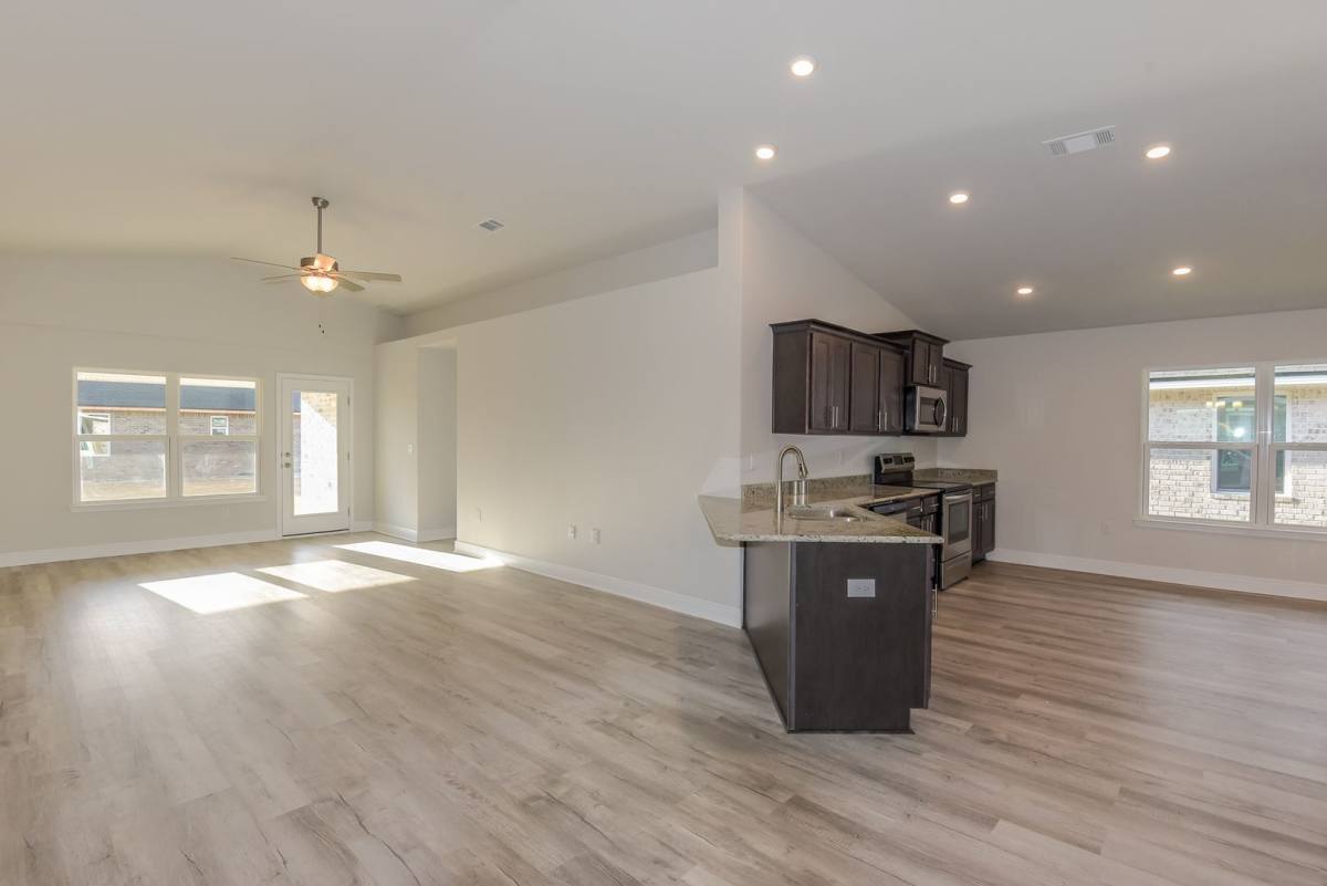 3864 Redbud Way, Panama City, FL 32404 - House for Rent - Image 3