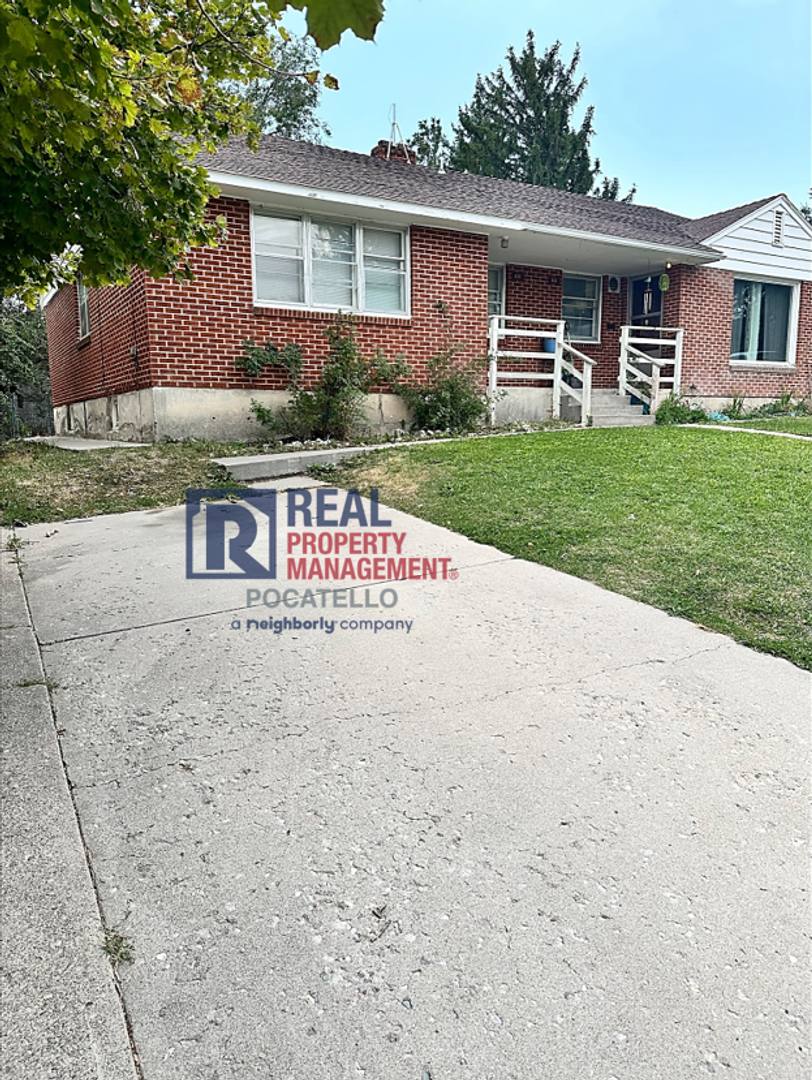 Apartment for rent at 60-66 Mountain Dr, Pocatello, ID 83204