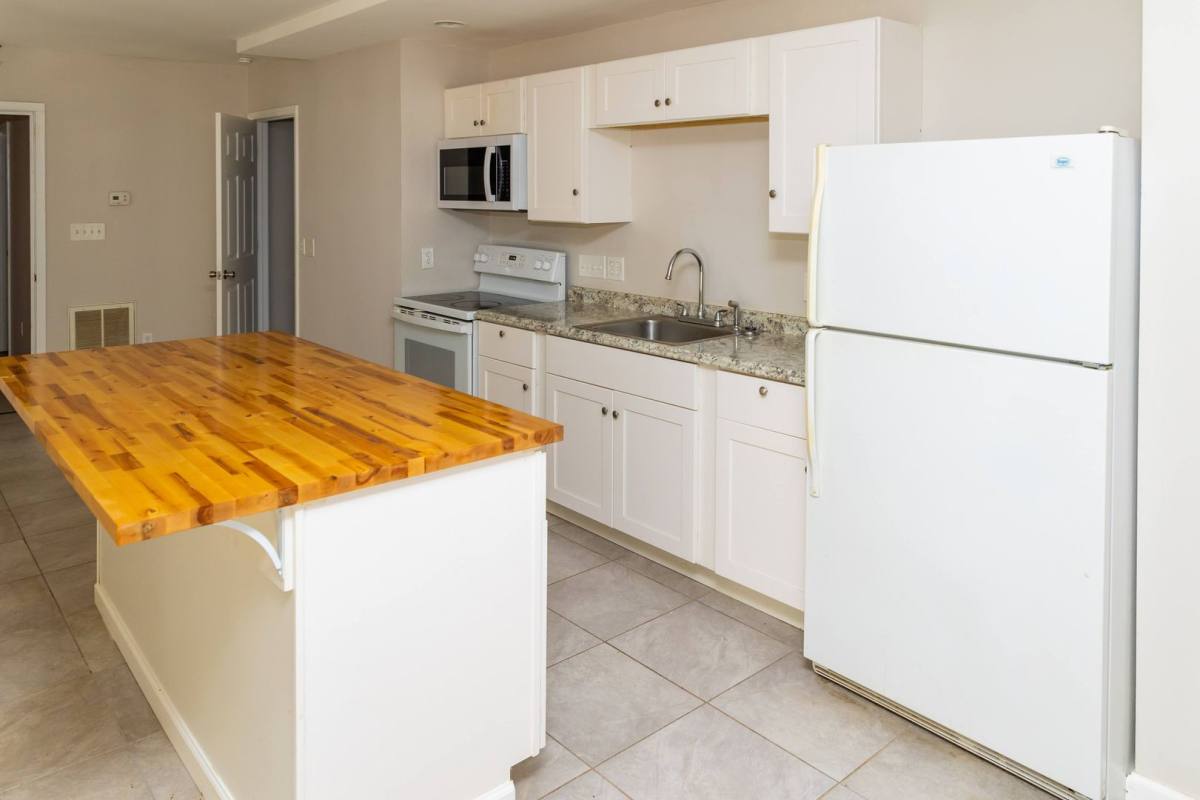 933 Caney Creek Rd, Gatlinburg, TN 37738 - Apartment for Rent - Image 9