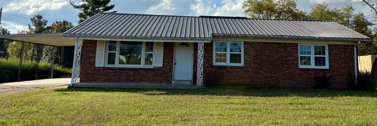 301 7th St, Tompkinsville, KY 42167 - House for Rent