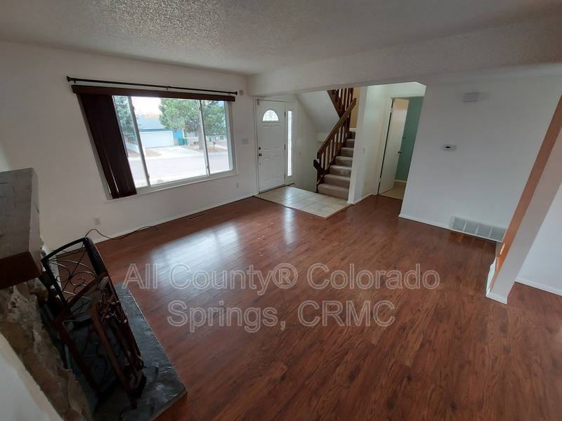 4060 Candea Court, Colorado Springs, CO 80916 - House for Rent - Image 3