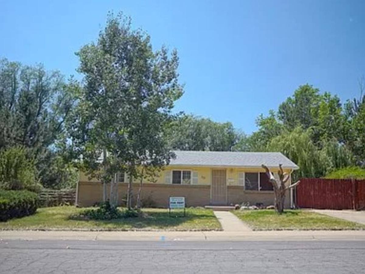 504 Sunset Dr, Louisville, CO 80027 - House for Rent - Image 2