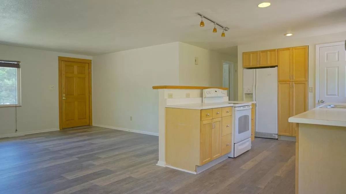 504 Sunset Dr, Louisville, CO 80027 - House for Rent - Image 7