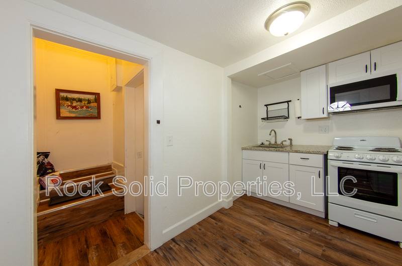 516 E 6th St #B, Cheyenne, WY 82007 - Apartment for Rent - Image 4