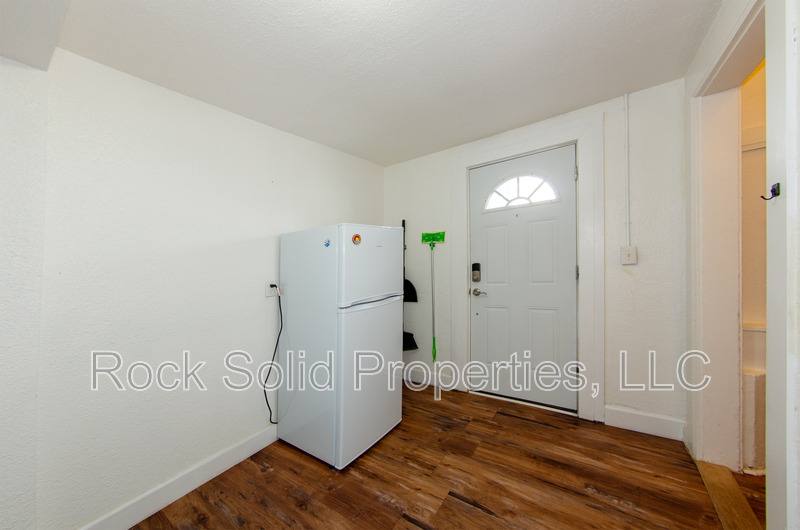 516 E 6th St #B, Cheyenne, WY 82007 - Apartment for Rent - Image 5