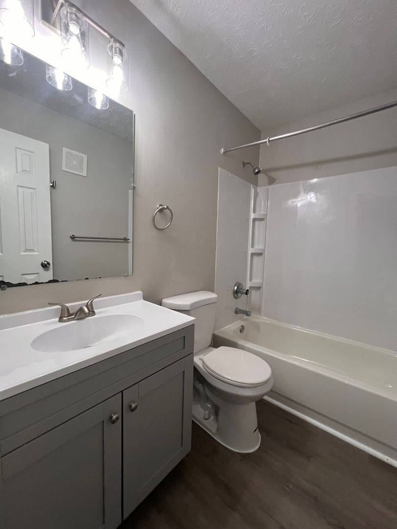 2817 Greenwood Ave, Louisville, KY 40211 - Apartment for Rent - Image 5