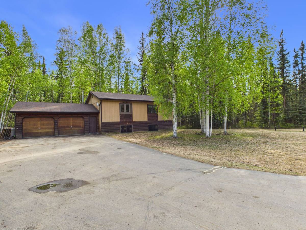 3911 Kensington Ave, North Pole, AK 99705 - House for Rent - Image 1