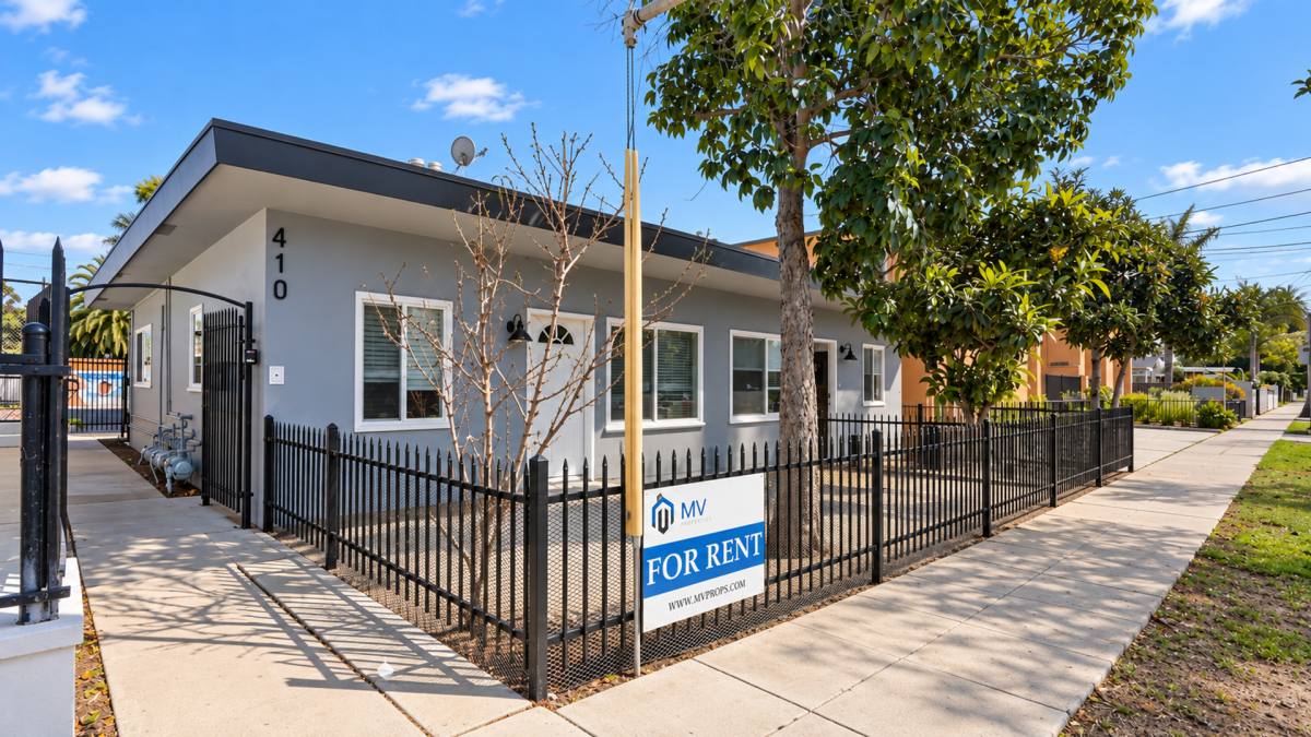 Apartment for rent at 410 Grant St, Oceanside, CA 92054