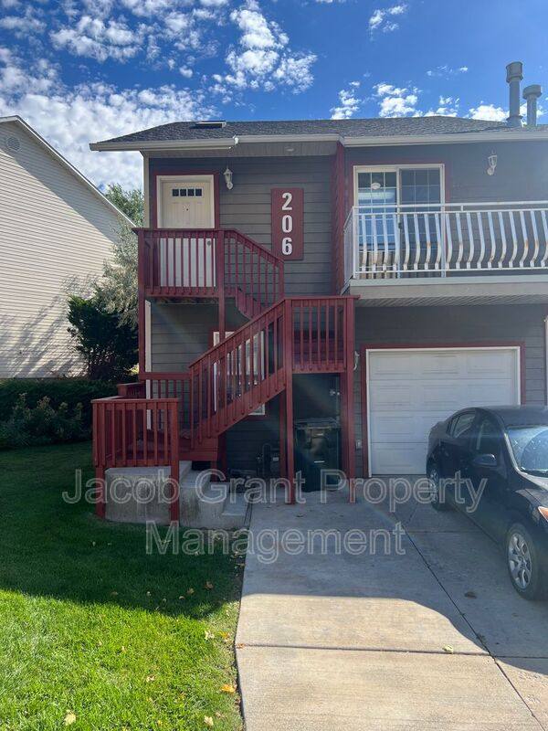 Townhouse for rent at 206 La Valle Strada, Pocatello, ID 83201