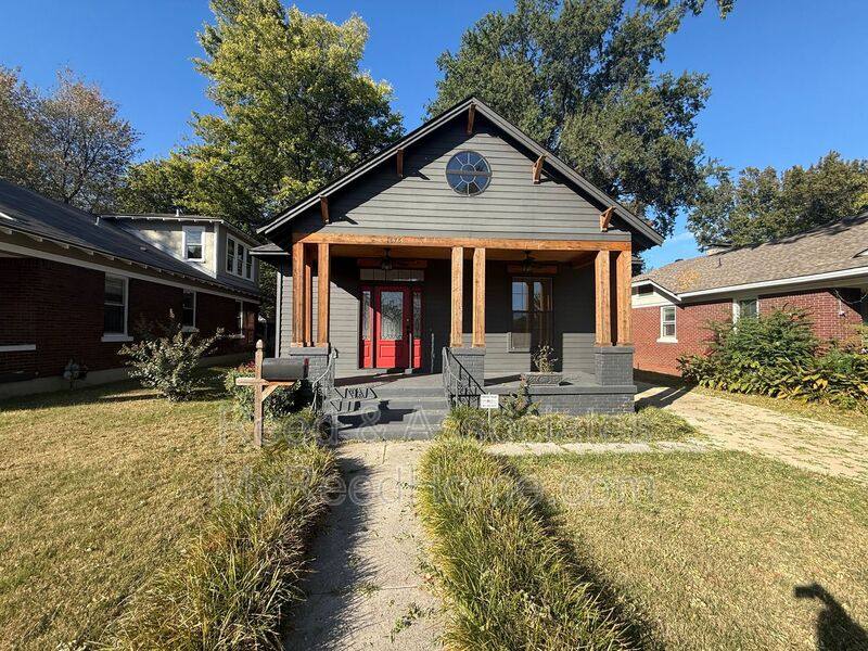 House for rent at 1878 Walker Ave, Memphis, TN 38114
