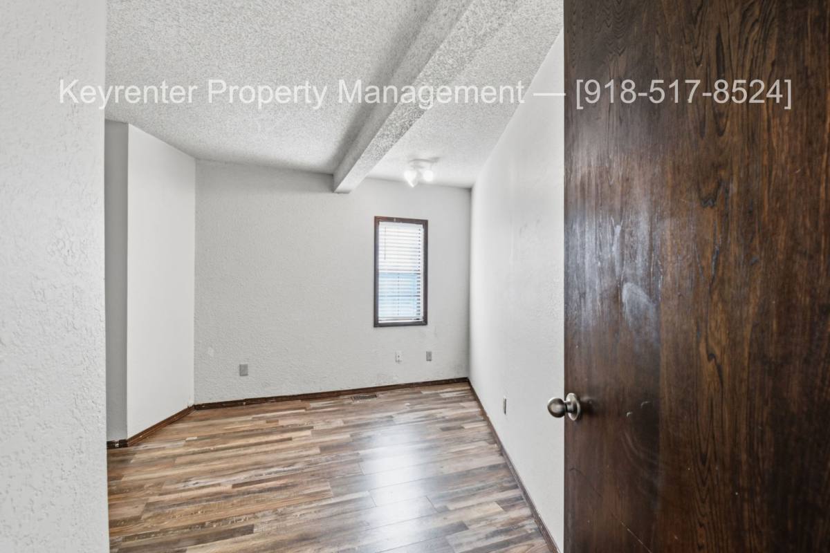 120 N Hazel St #1, Grove, OK 74344 - House for Rent - Image 8