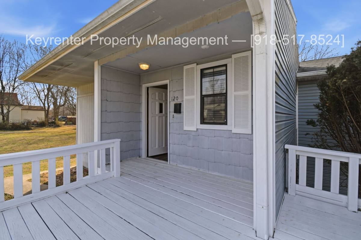 120 N Hazel St #1, Grove, OK 74344 - House for Rent - Image 4